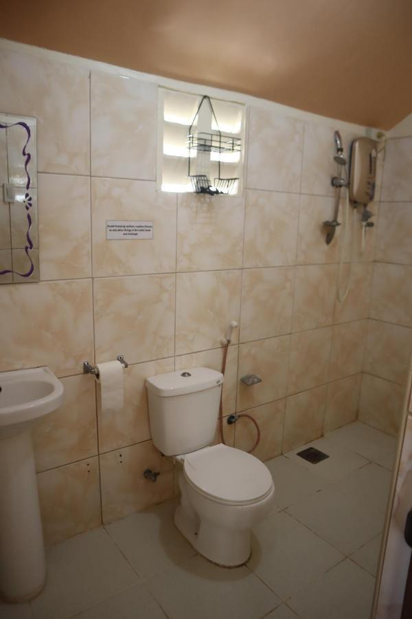 Ice Bear Bar & Tourist Inn Dauis Dış mekan fotoğraf